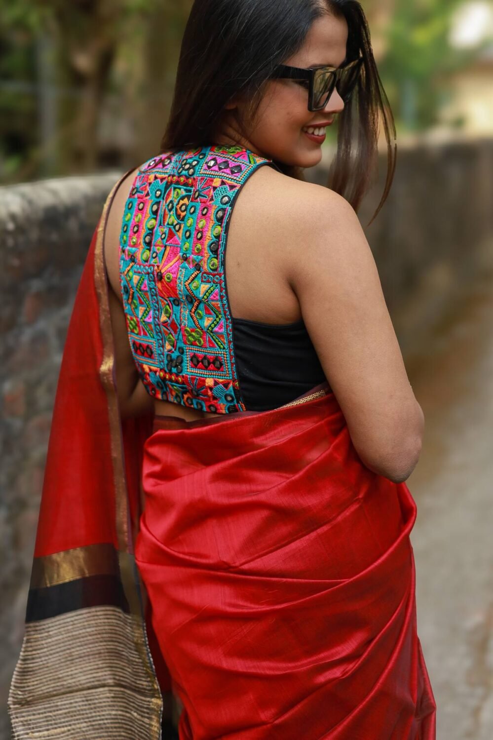 Jhilmil ( Blouse ) - Image 2