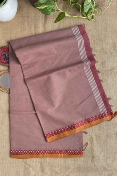 Komolini ( Saree )