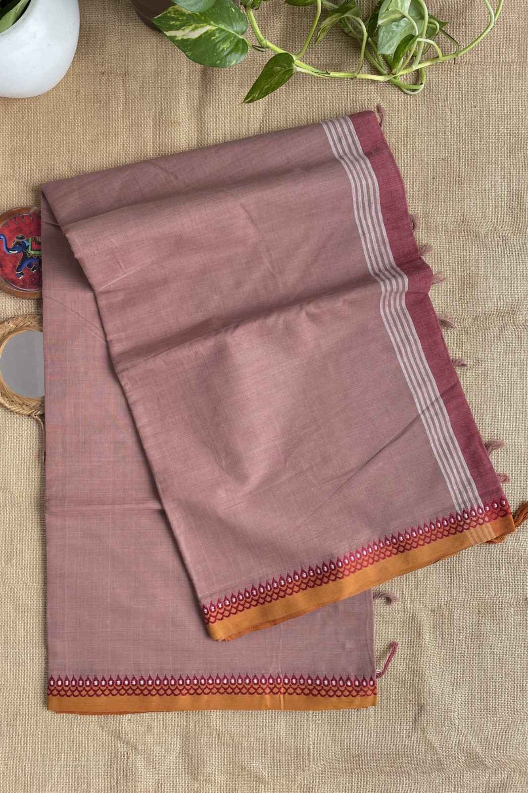 Komolini ( Saree )