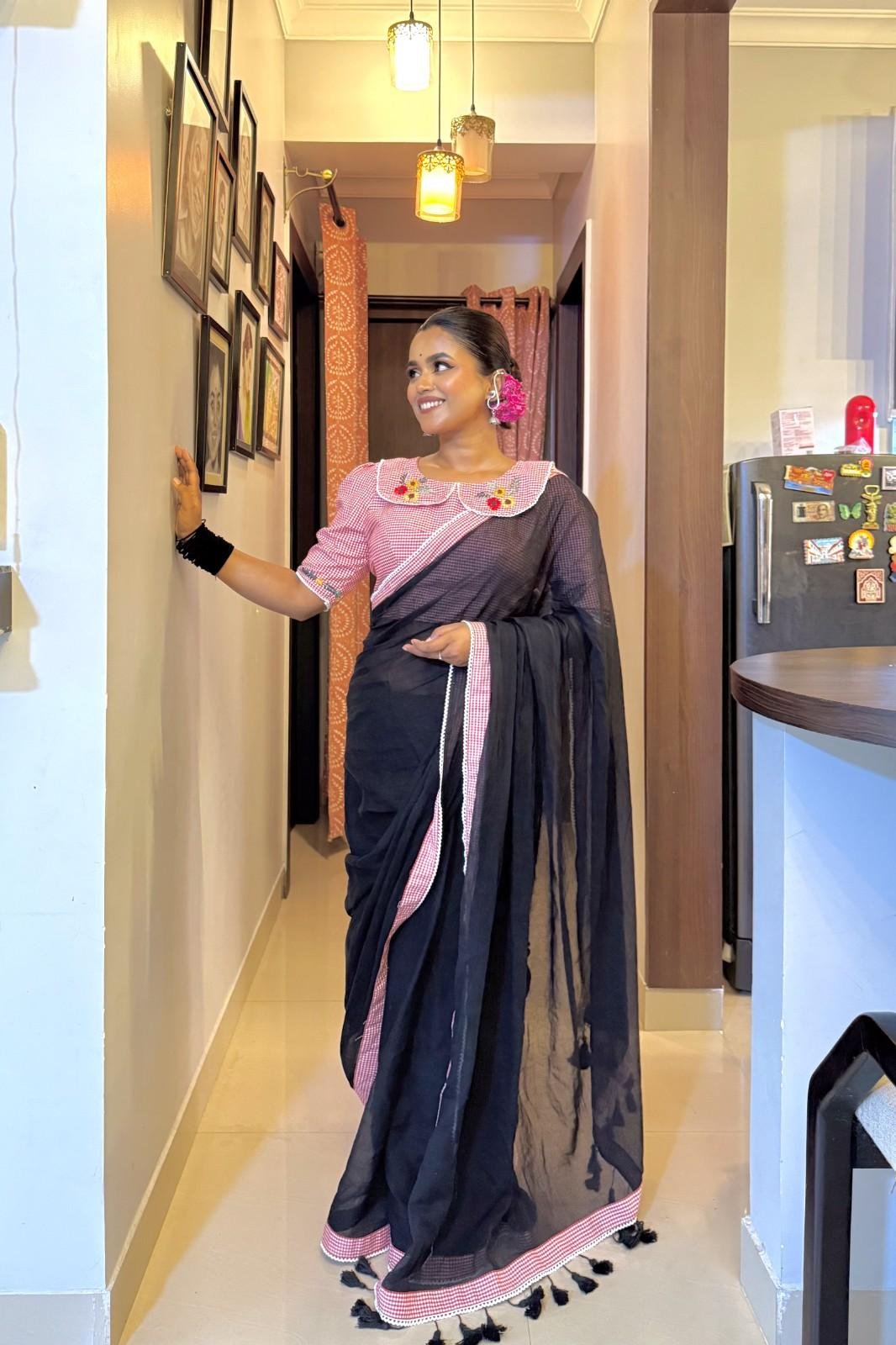 Rosy Twilight ( Saree ) - Image 3