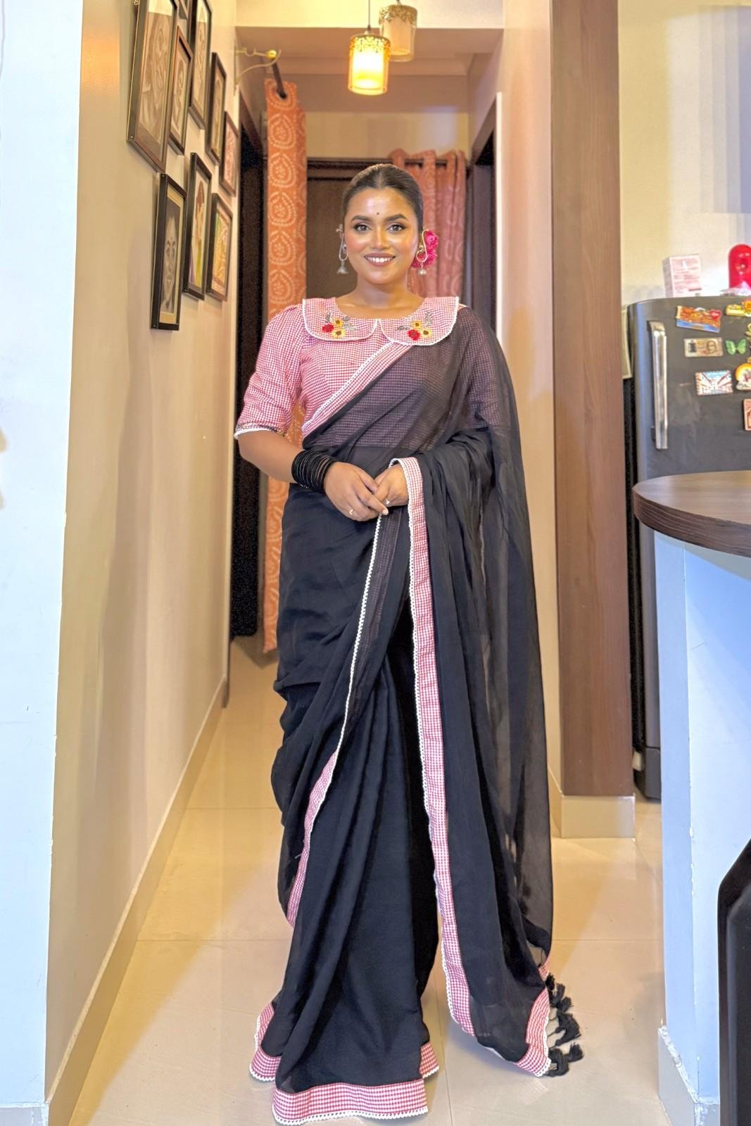 Rosy Twilight ( Saree ) - Image 2