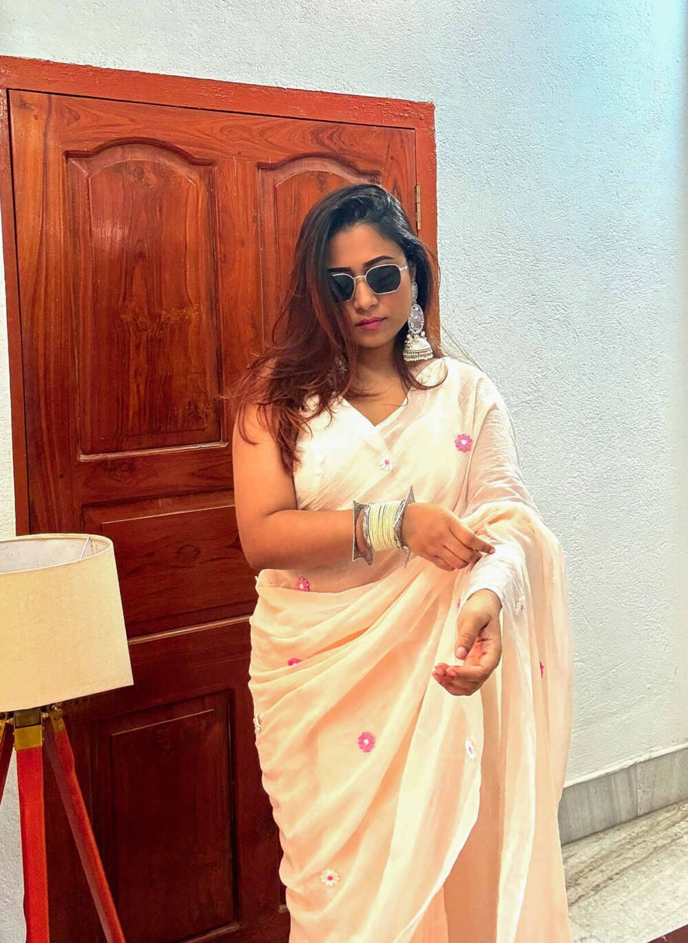 Isha  ( Saree ) - Image 4