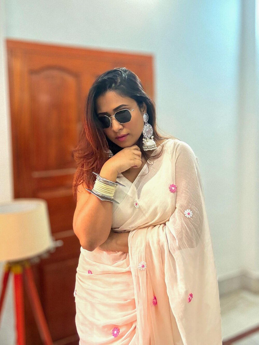 Isha  ( Saree ) - Image 2